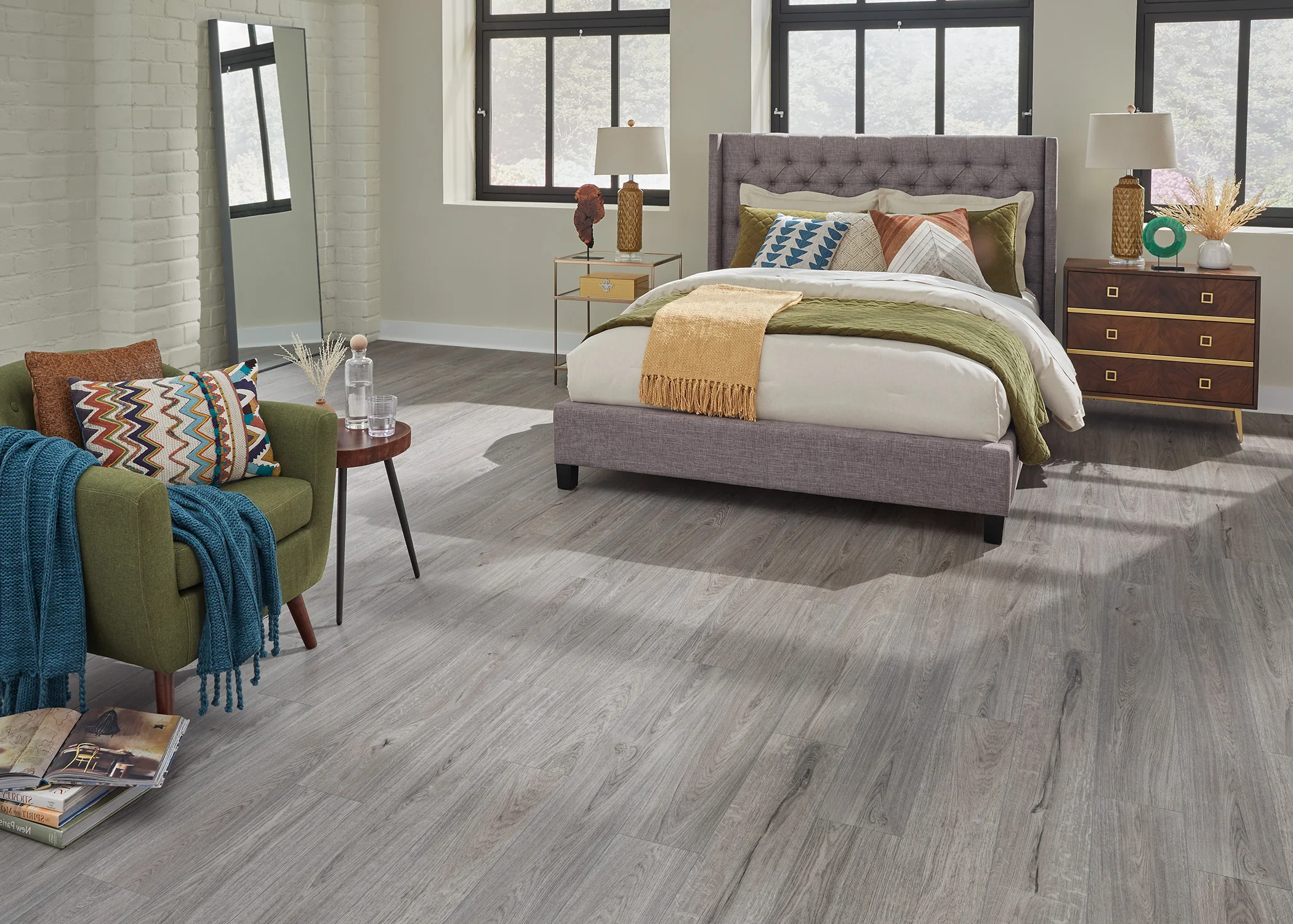 5mm w/pad Bavarian White Oak Waterproof Rigid Vinyl Plank Flooring - Sample - Image 2