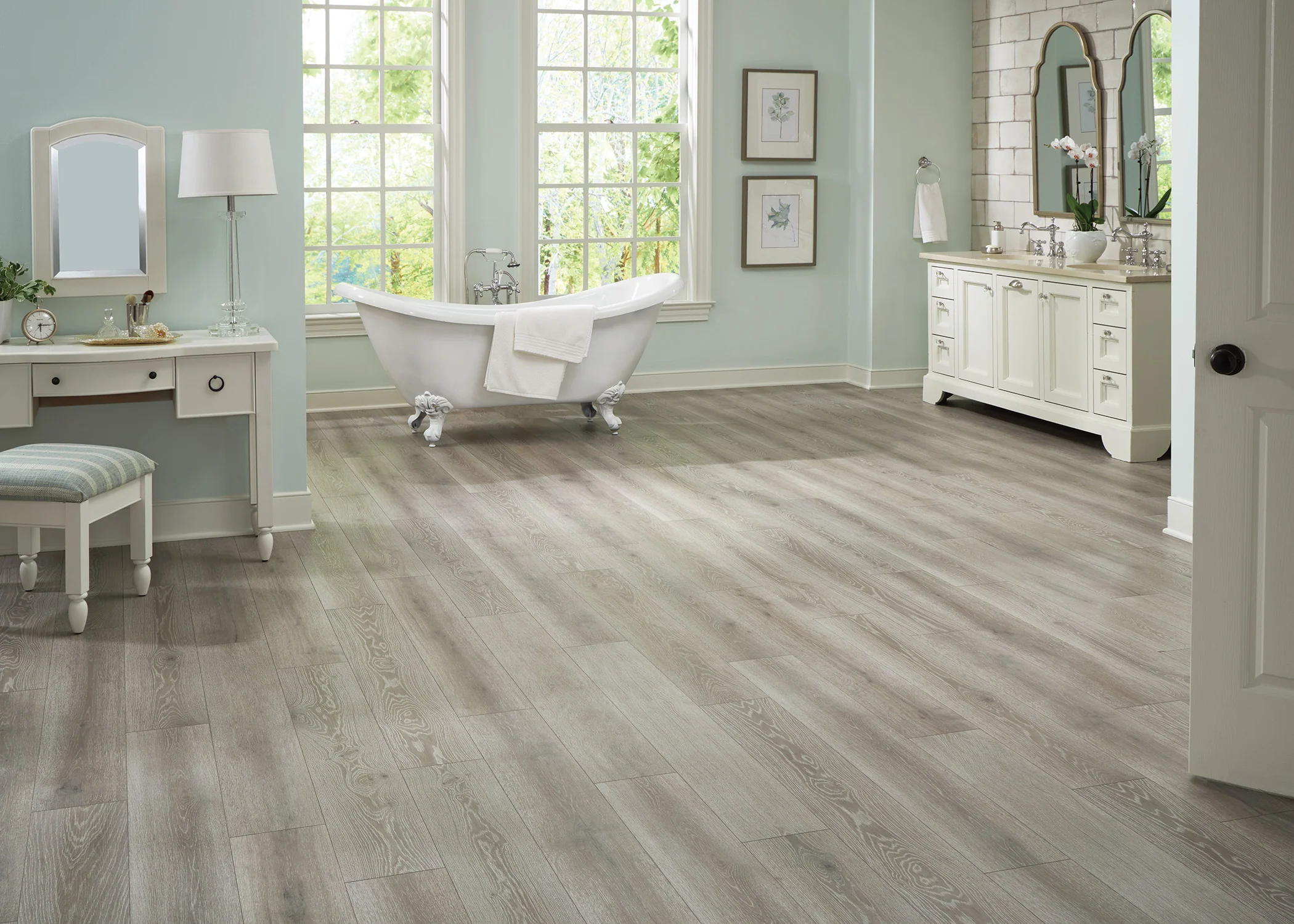 7mm+pad Sterling Summit Oak Water Resistant Hybrid Resilient Flooring 7.56 in. Wide x 50.63 in. Long - As-Is - Stack Out - 263.12 Sq. Ft. - Image 2