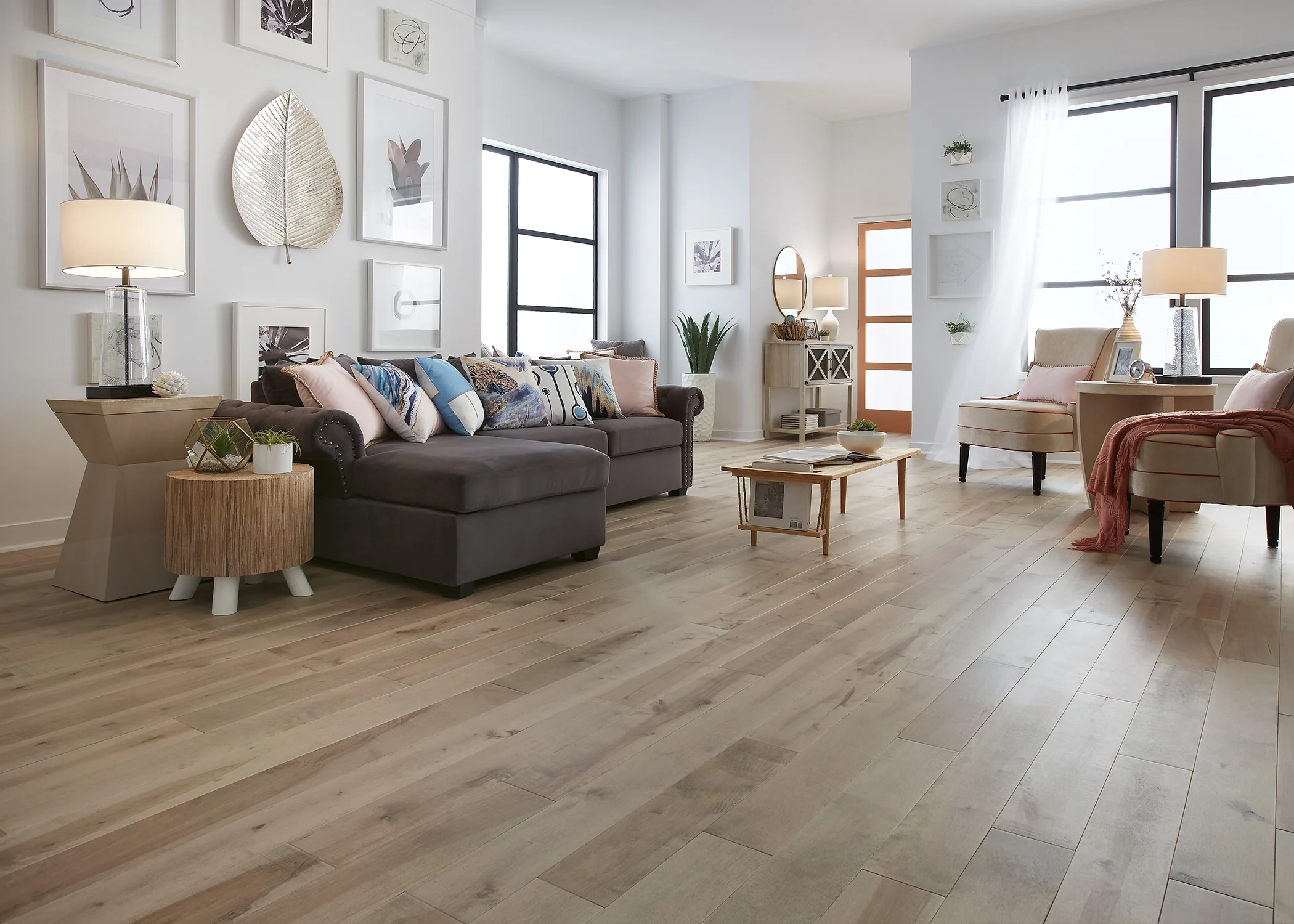 3/4 in. Hannah Point Distressed Prefinished Solid Hardwood Flooring 5.25 in. Wide - Image 2