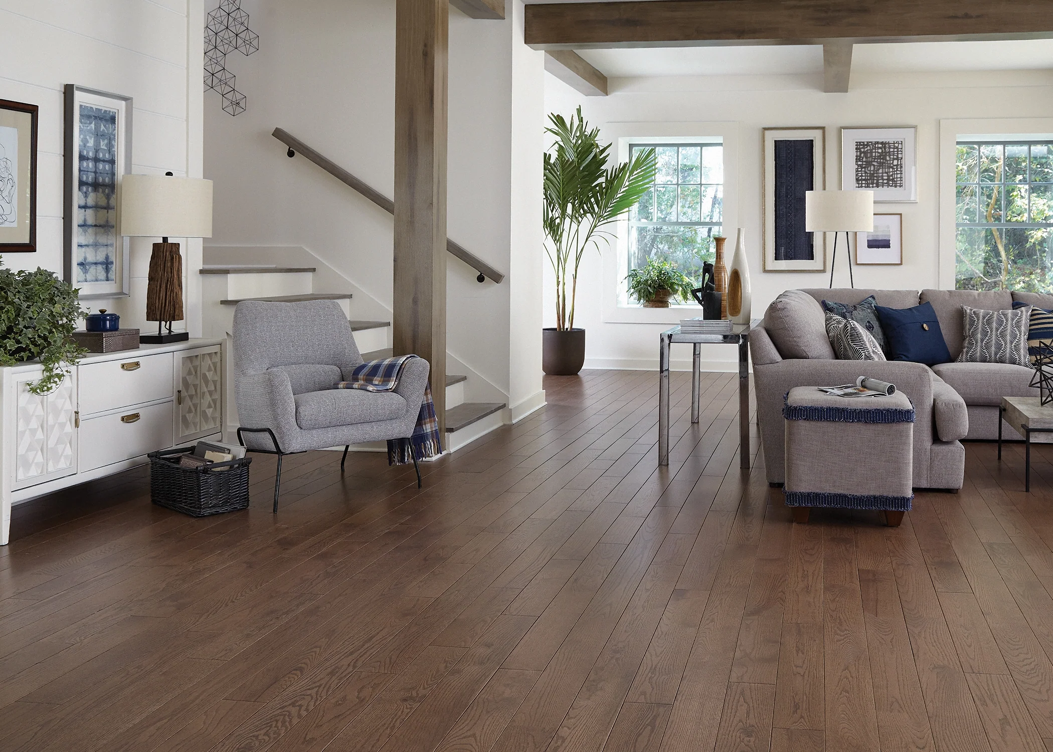 3/4 in. Haverhill Oak Prefinished Solid Hardwood Flooring 5 in. Wide - Image 2